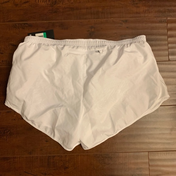 Nike Logo Print Shorts-XL - Picture 3 of 6